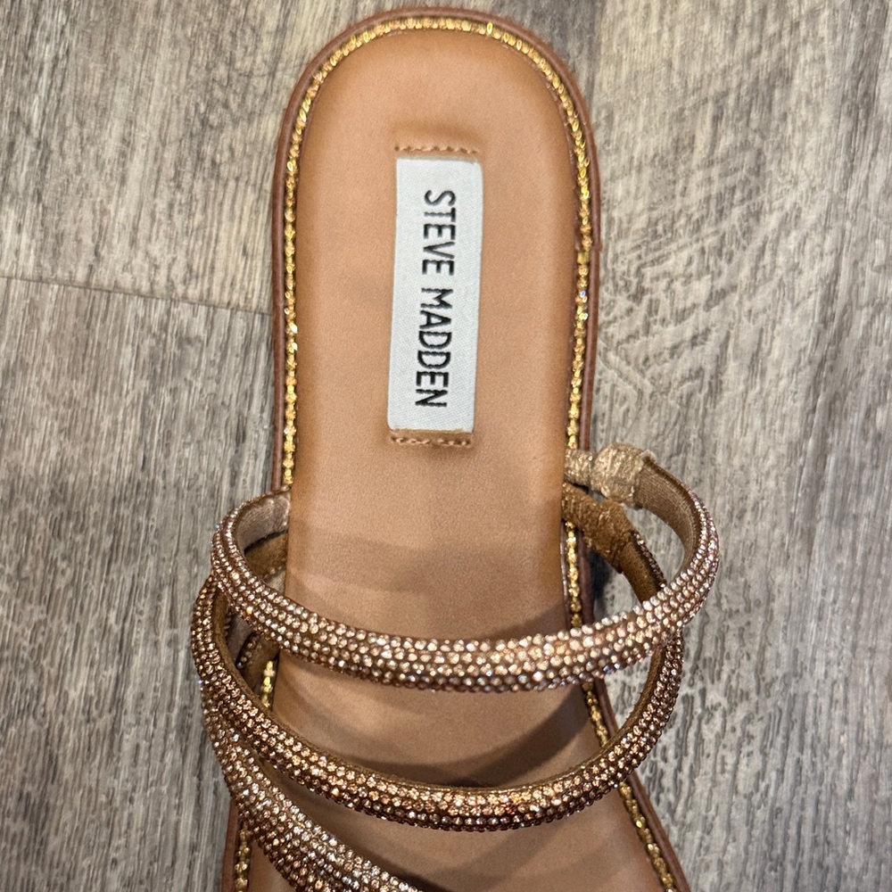 Steve Madden Tan Multi-Strap Sandals - Picture 2 of 4